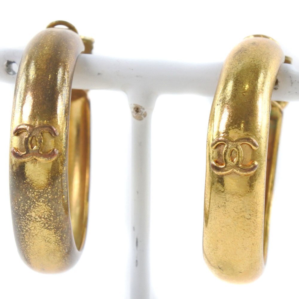 CHANEL Gold Earrings - Picture 2 of 7
